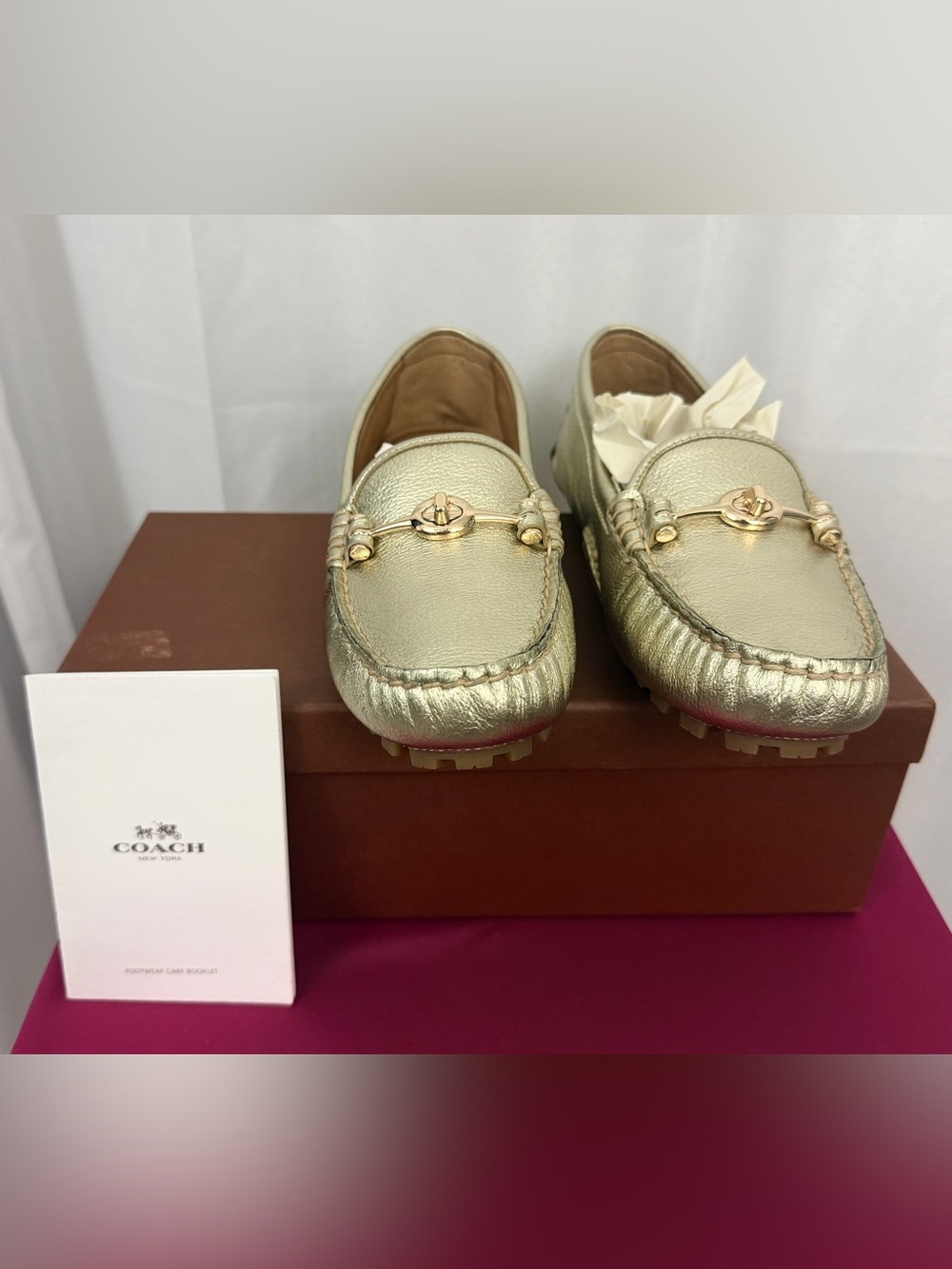Coach Metallic Platinum Pebbled Leather Driving Moccasins with Bit Hardware 8.5M